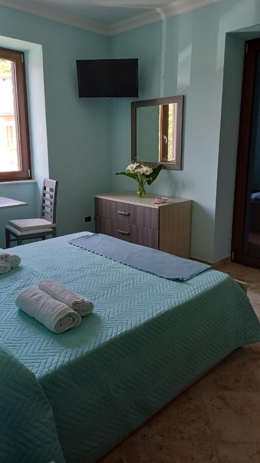Core A Core Rooms Santo Stefano del Sole Екстериор снимка